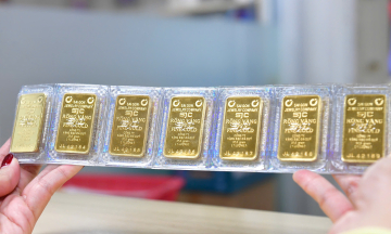 Gold bar prices reach two-week high