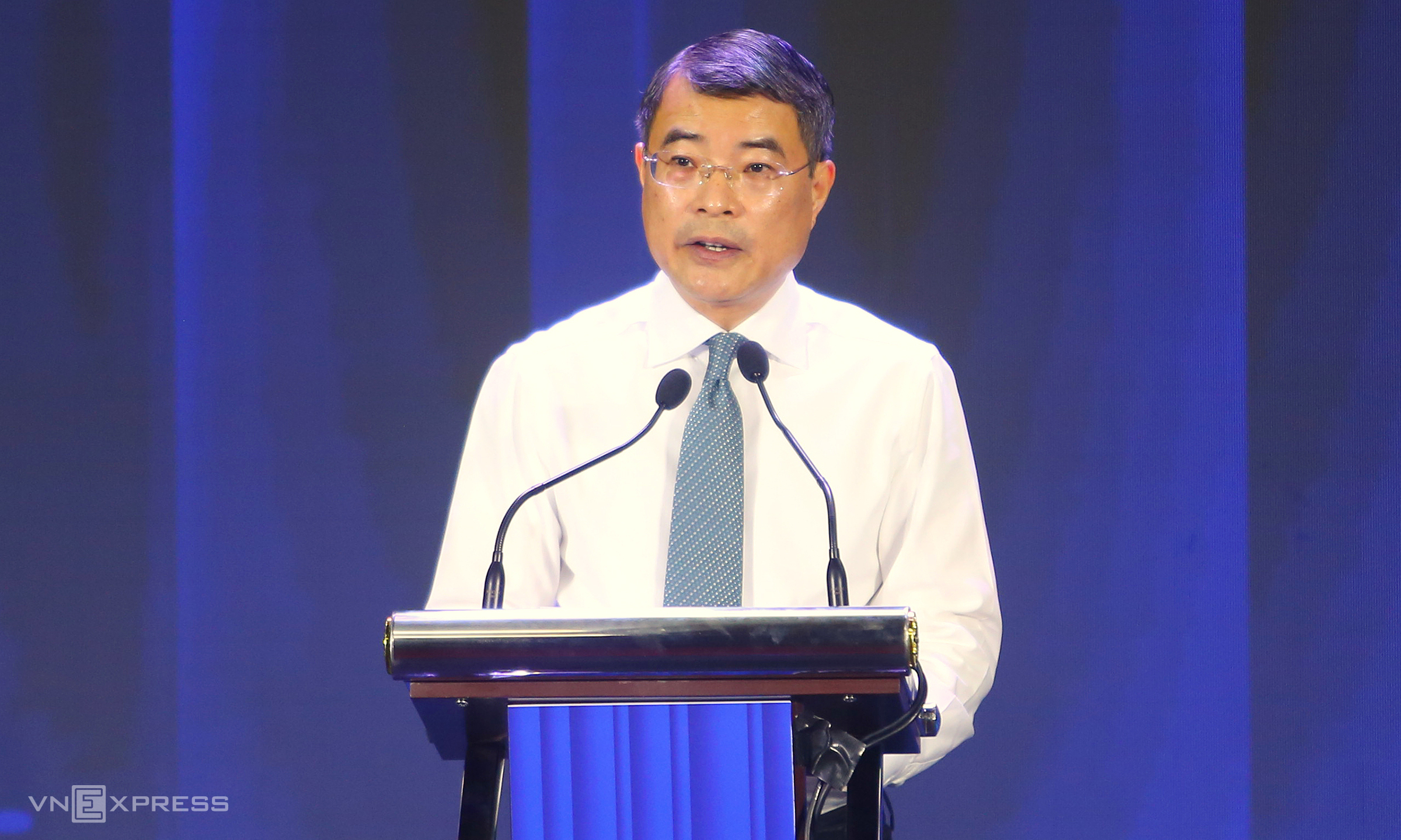 Prime minister: every citizen needs to behave civilly in cyberspace