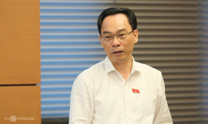 Minister Hoang Minh Son: Ho Chi Minh City needs superior mechanisms to attract international lecturers