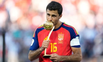 Barca to compete with Real Madrid for Rodri