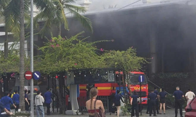 Fire breaks out in 1,000-seat hall at Nha Trang resort