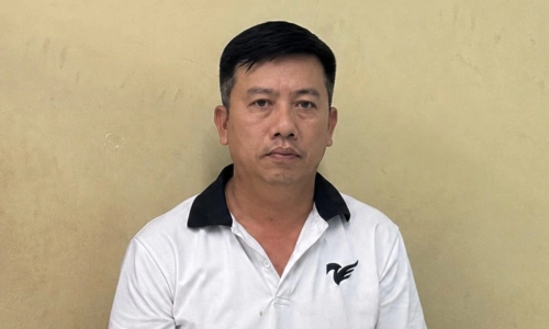 Apartment building management head in TP HCM arrested