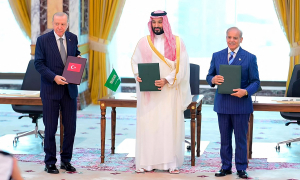 Saudi Arabia, Pakistan, Turkey sign joint defense pact