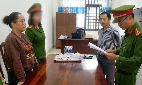 Woman appropriates 14 billion VND after 'bank refinancing loan' scheme