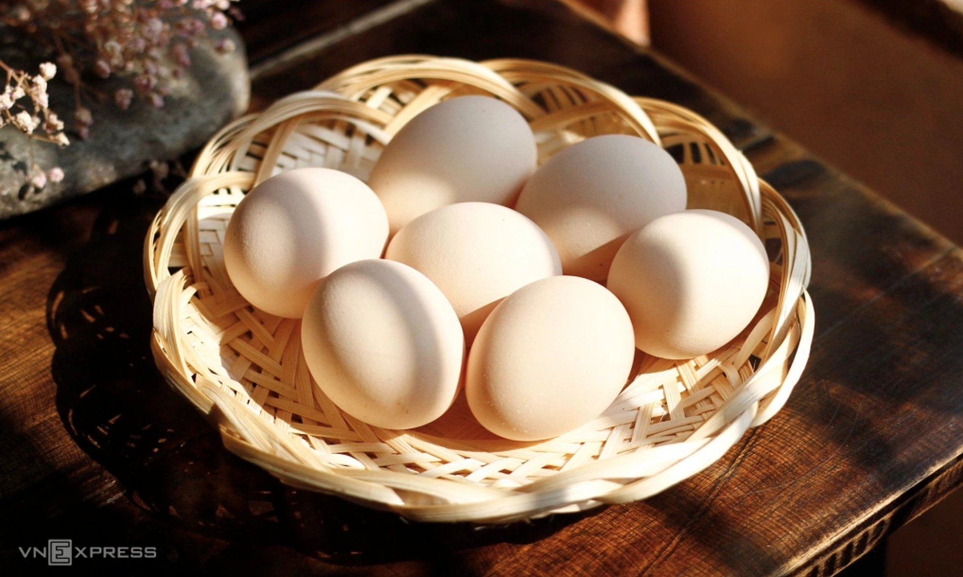 What to eat to control high uric acid?