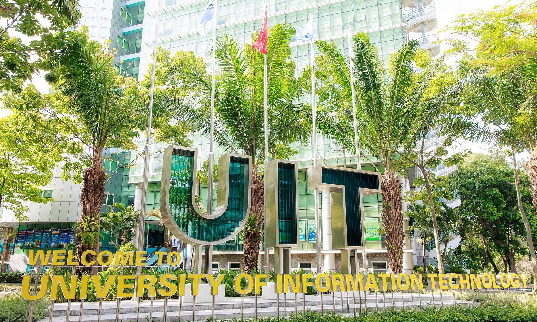 University of Information Technology's benchmark score reaches 30/30