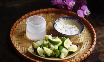 Eating frozen lemon every morning to shrink tumors?