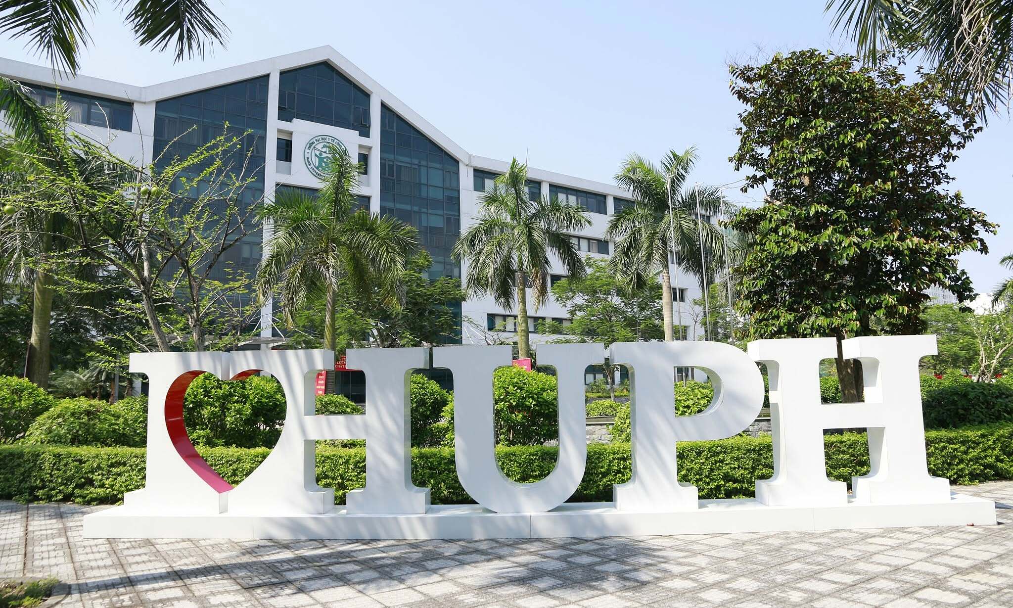 University of Public Health admission scores from 18,8 upwards