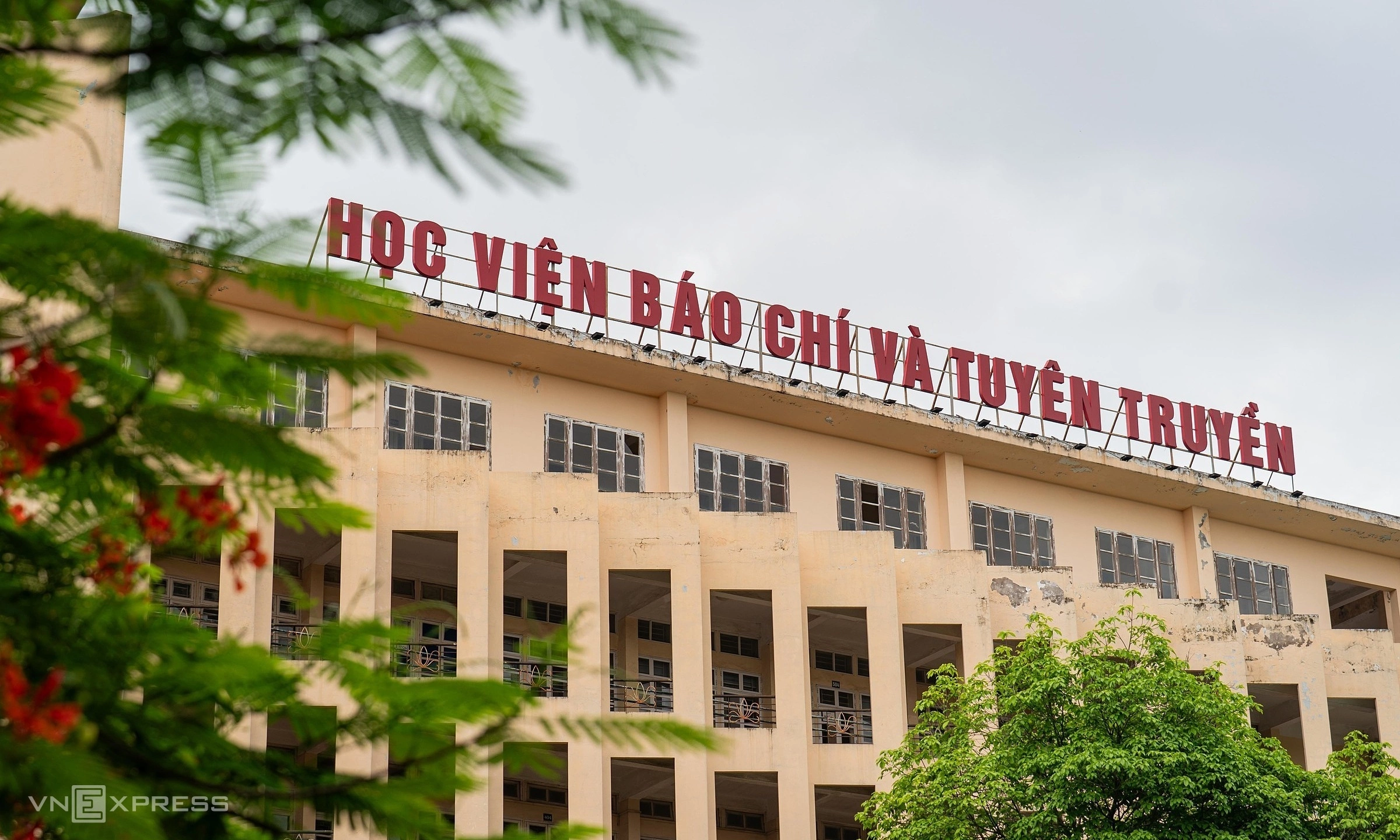 Academy of Journalism and Communication sets highest benchmark score at 27.23/30