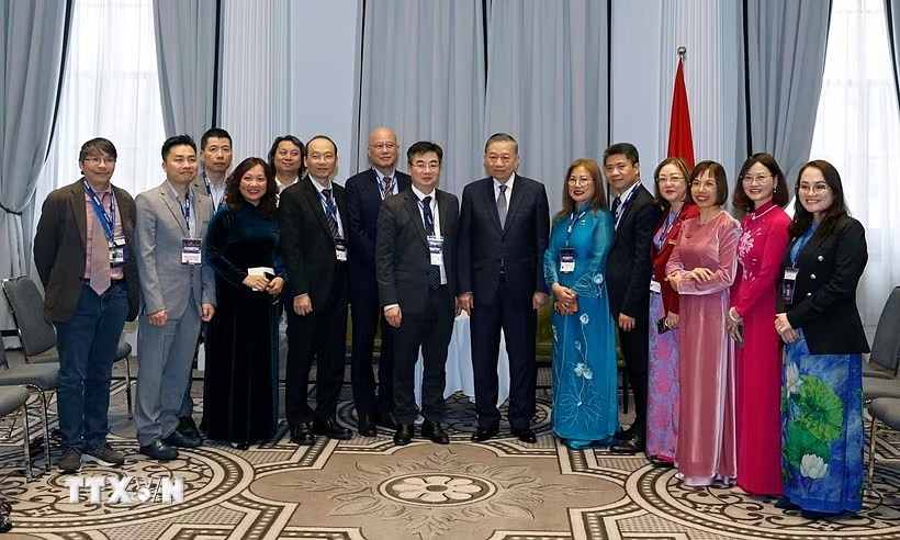 General Secretary and President hopes Vietnamese intellectuals in Australia will be a bridge for technology transfer