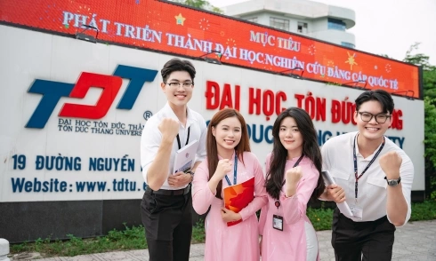 Ton Duc Thang University's two types of benchmark scores