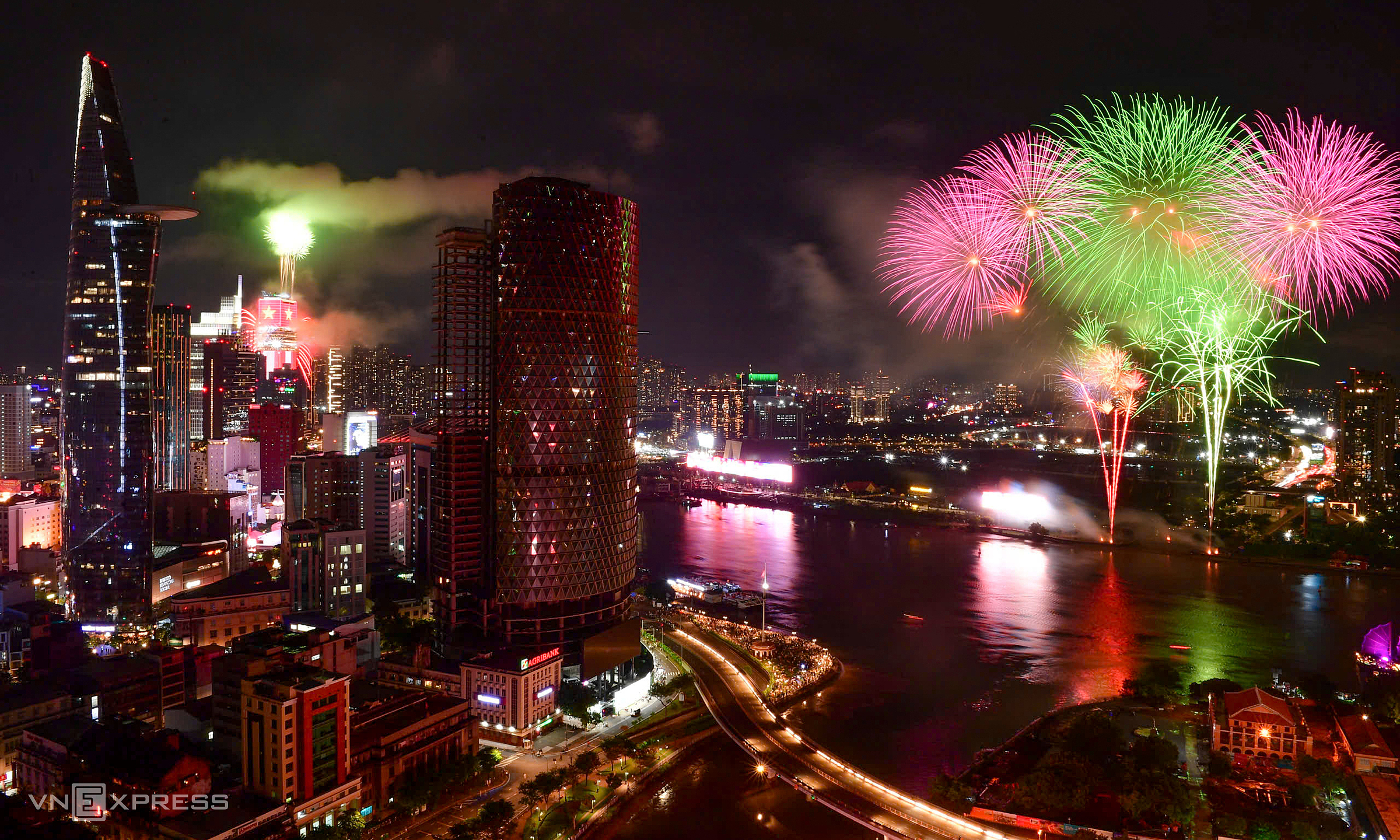 Ho Chi Minh City to host fireworks at seven locations for National Day 2/9