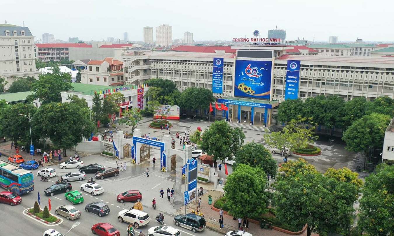 Mathematics pedagogy tops Vinh university's 2026 admission cutoff scores