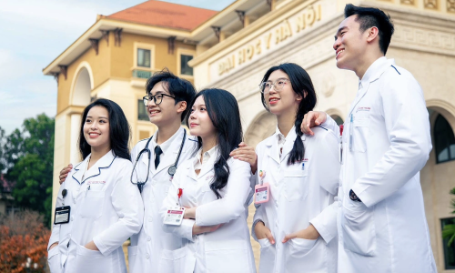 Hanoi Medical University announces highest cutoff score at 28,5
