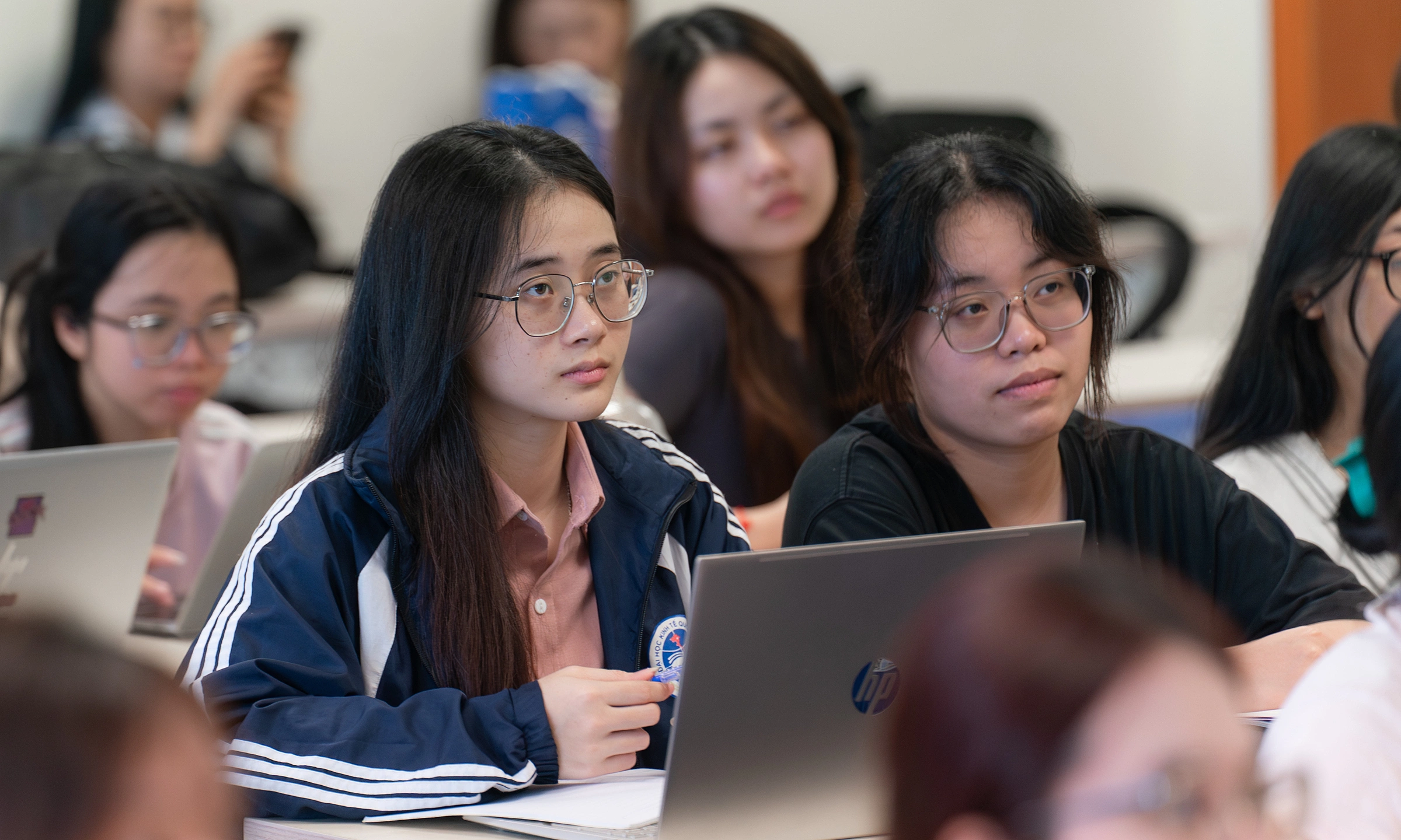 Merging public universities in the same locality