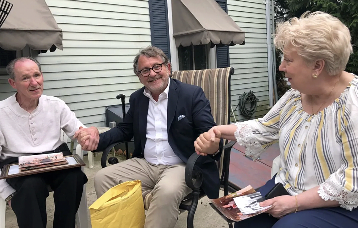 Finding 50 relatives after 60 years of abandonment