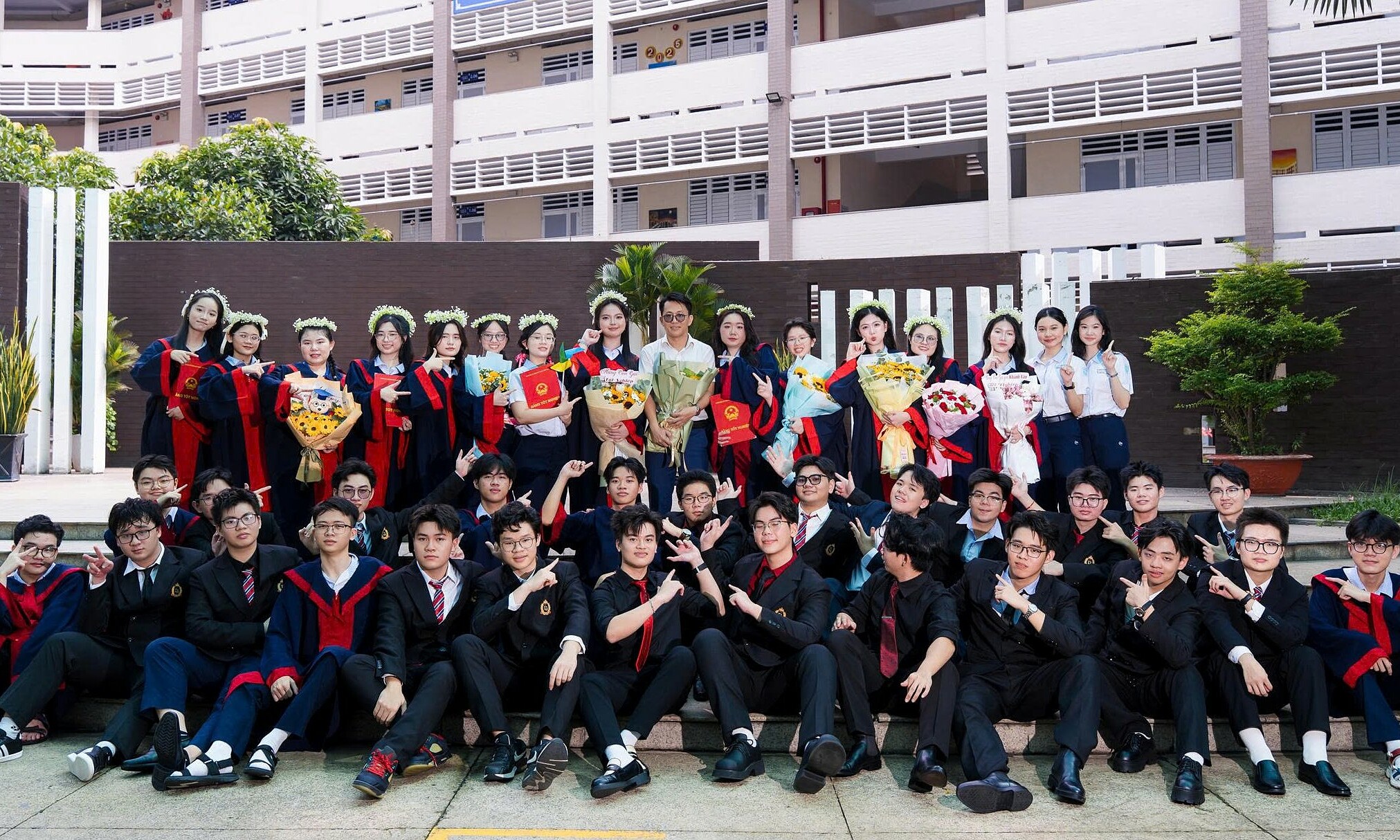 Two classes achieve 100% medical school admission