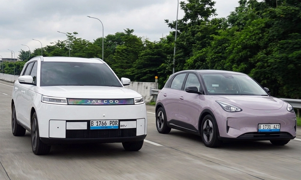 Electric vehicles become cheaper than hybrids for the first time, driven by Chinese car surge