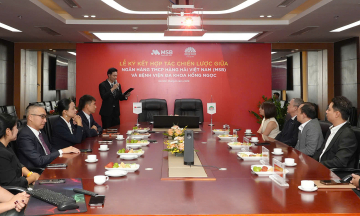 MSB develops financial - healthcare ecosystem with Hong Ngoc Hospital