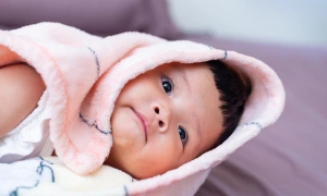 Should children with hand, foot, and mouth disease avoid drafts?