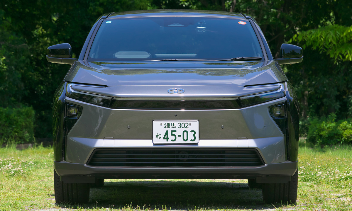 Tokyo boosts electric vehicle support, Toyota benefits