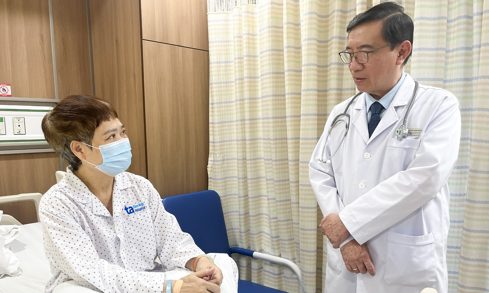 New heart valve implanted inside old one for cancer patient