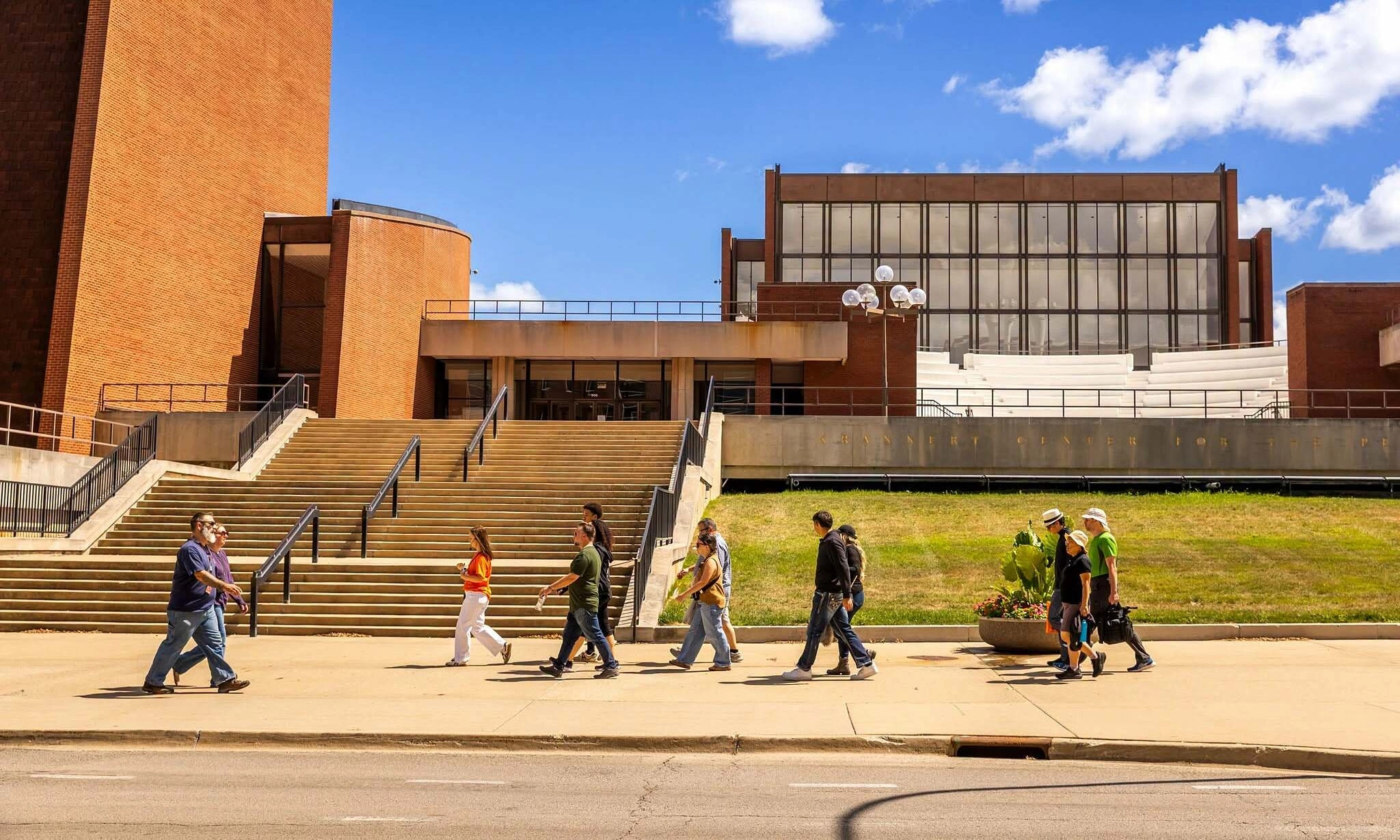 US faces risk of losing USD 3,4 billion as international student numbers sharply decline