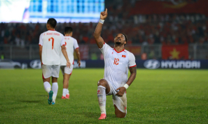 Xuan Son breaks Vietnam's ASEAN Cup knockout round scoring record