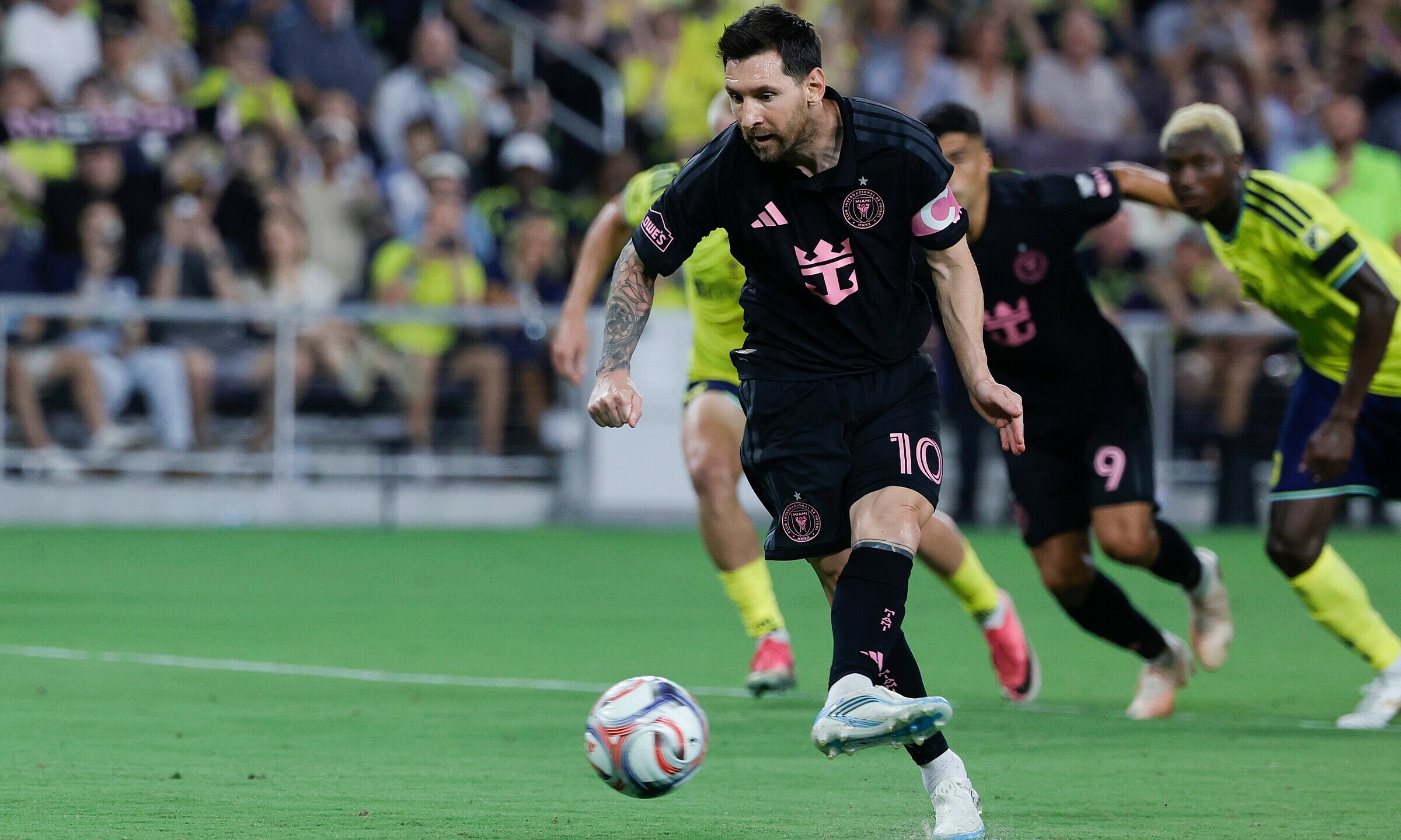 Messi misses penalty in Inter Miami's crushing defeat