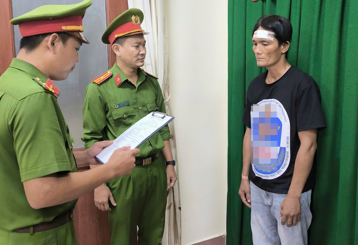Stabs romantic rival, then transports victim to emergency room