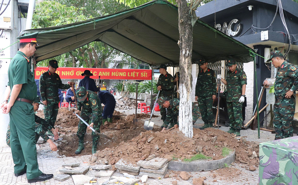 Vinh Long searches for remains of 10 martyrs in central park