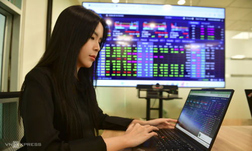 VinaCapital: stocks remain attractive despite 9% interest rates