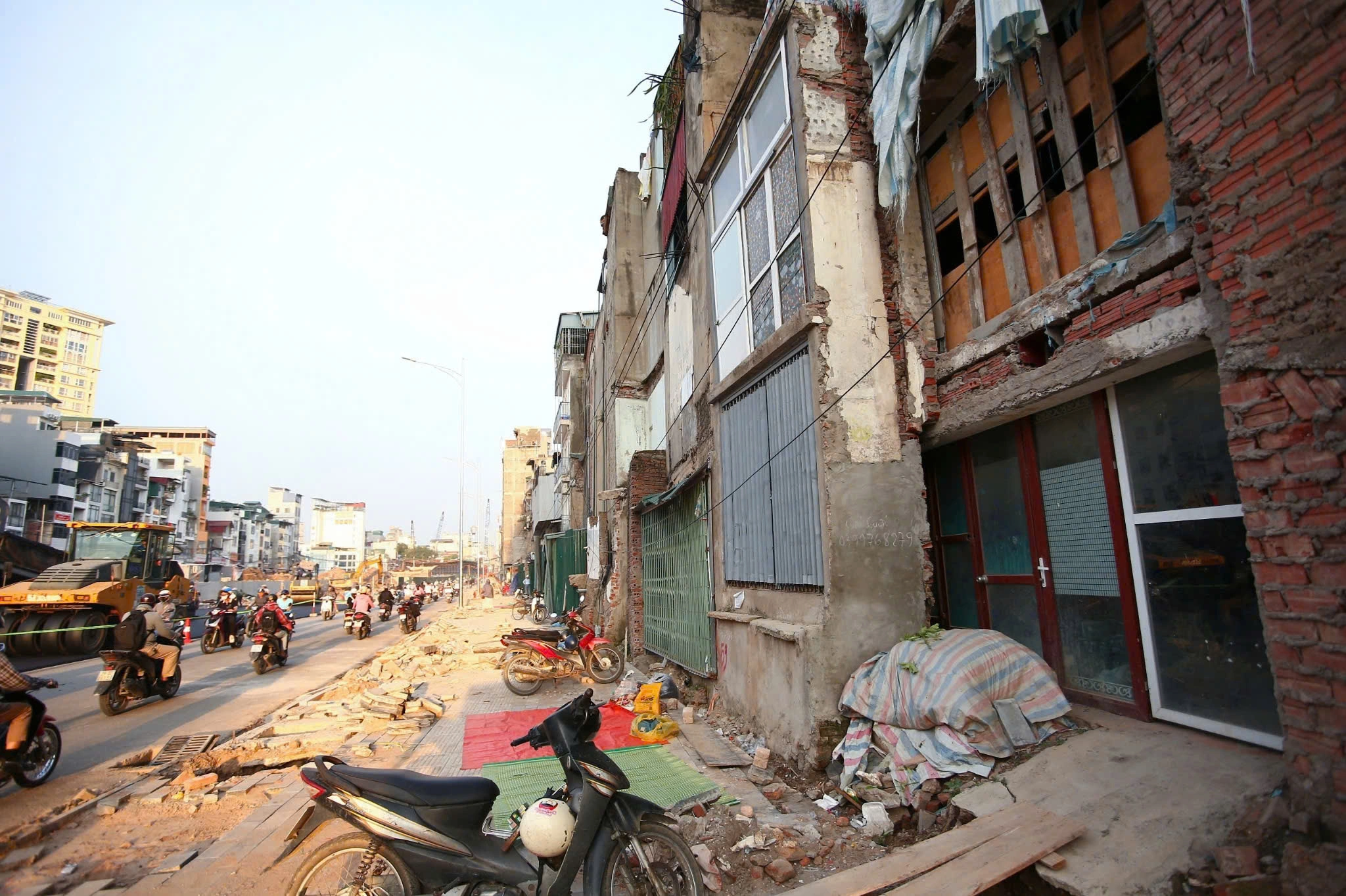 Many land plots less than one square meter after Hanoi's ring road 1 expansion