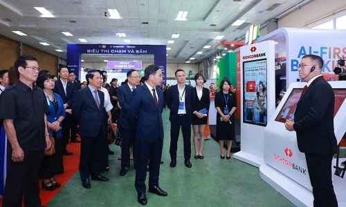 Techcombank's mark at the banking sector digital transformation day