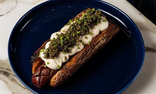USD100 hot dog topped with caviar and gold leaf in the US