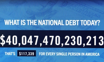 How big is the US's 40 trillion USD debt?
