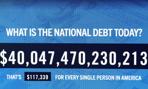 How big is the US's 40 trillion USD debt?