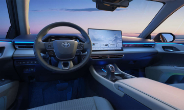 Toyota Camry 2026 packed with interior technology, priced from 25,500 USD