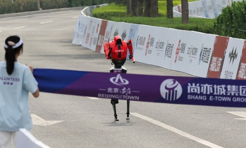 Two humanoid robots set to compete at Malaysia Marathon