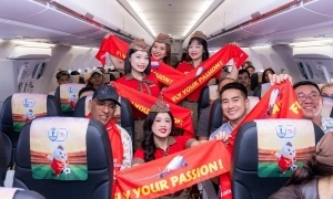 Vietjet's activities fuel passion for the Vietnamese national team on flights