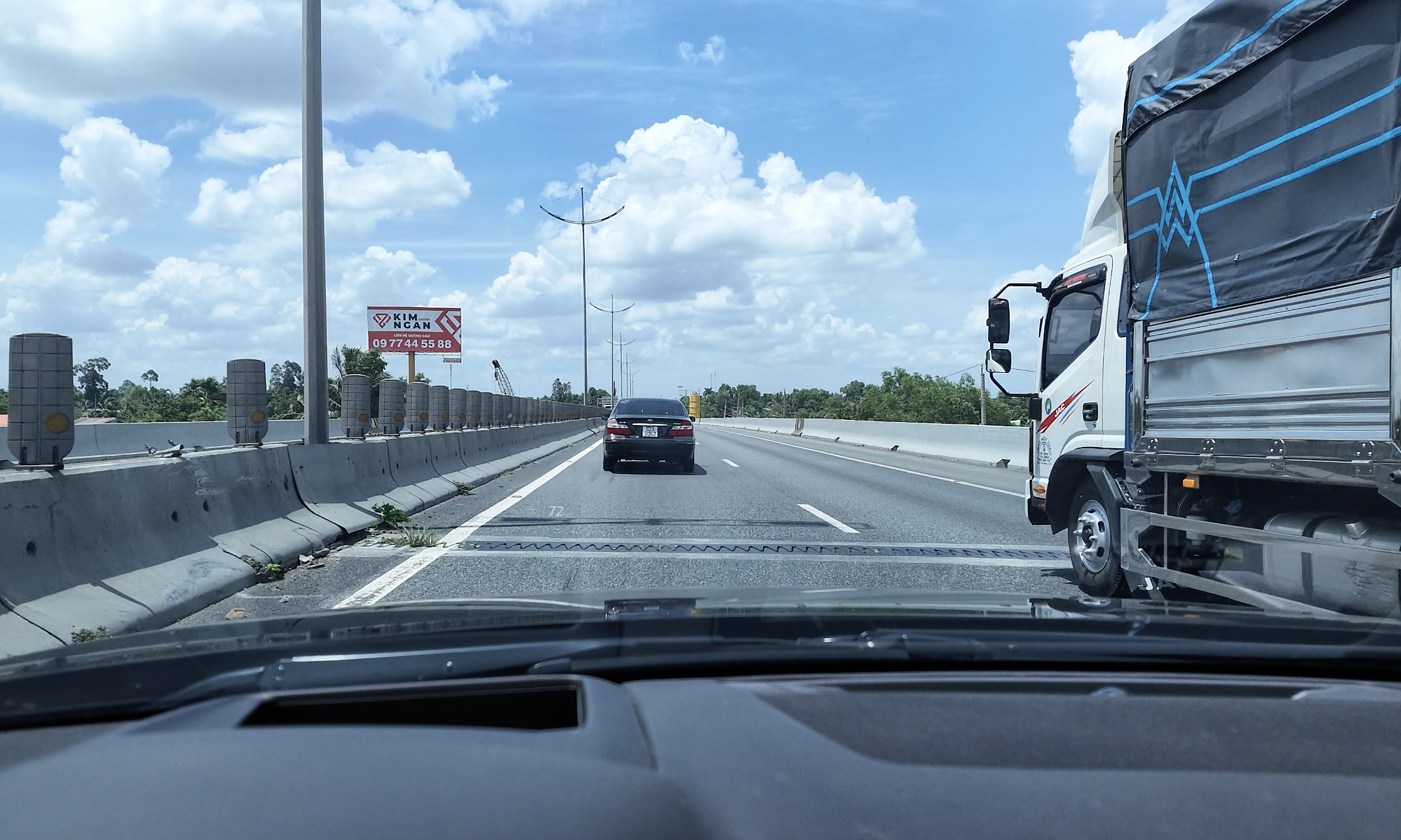 Car driving tests to include overtaking, lane changing, and returning to lane exercises from 2027