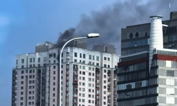 Fire on 25th floor of TP HCM apartment building