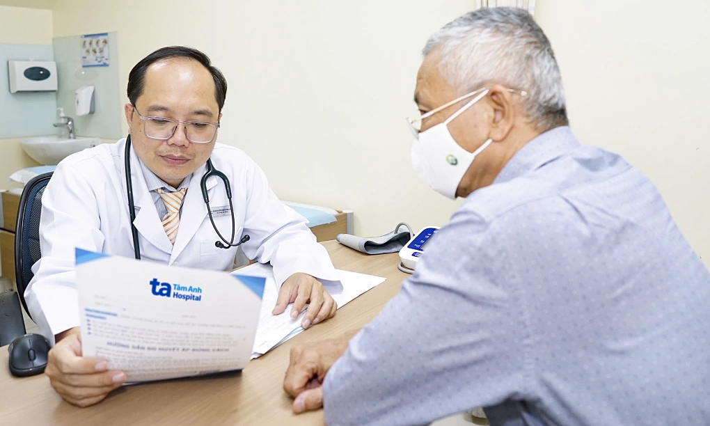 Why is it difficult for older adults to control blood fat?