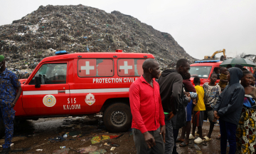 Landfill collapse buries at least 30 in Guinea