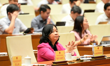 Manuscripts on national leaders require appraisal before publication registration