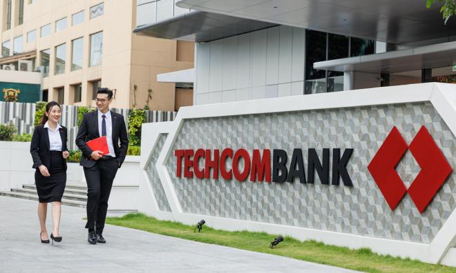 Techcombank proposes reducing stock dividend ratio