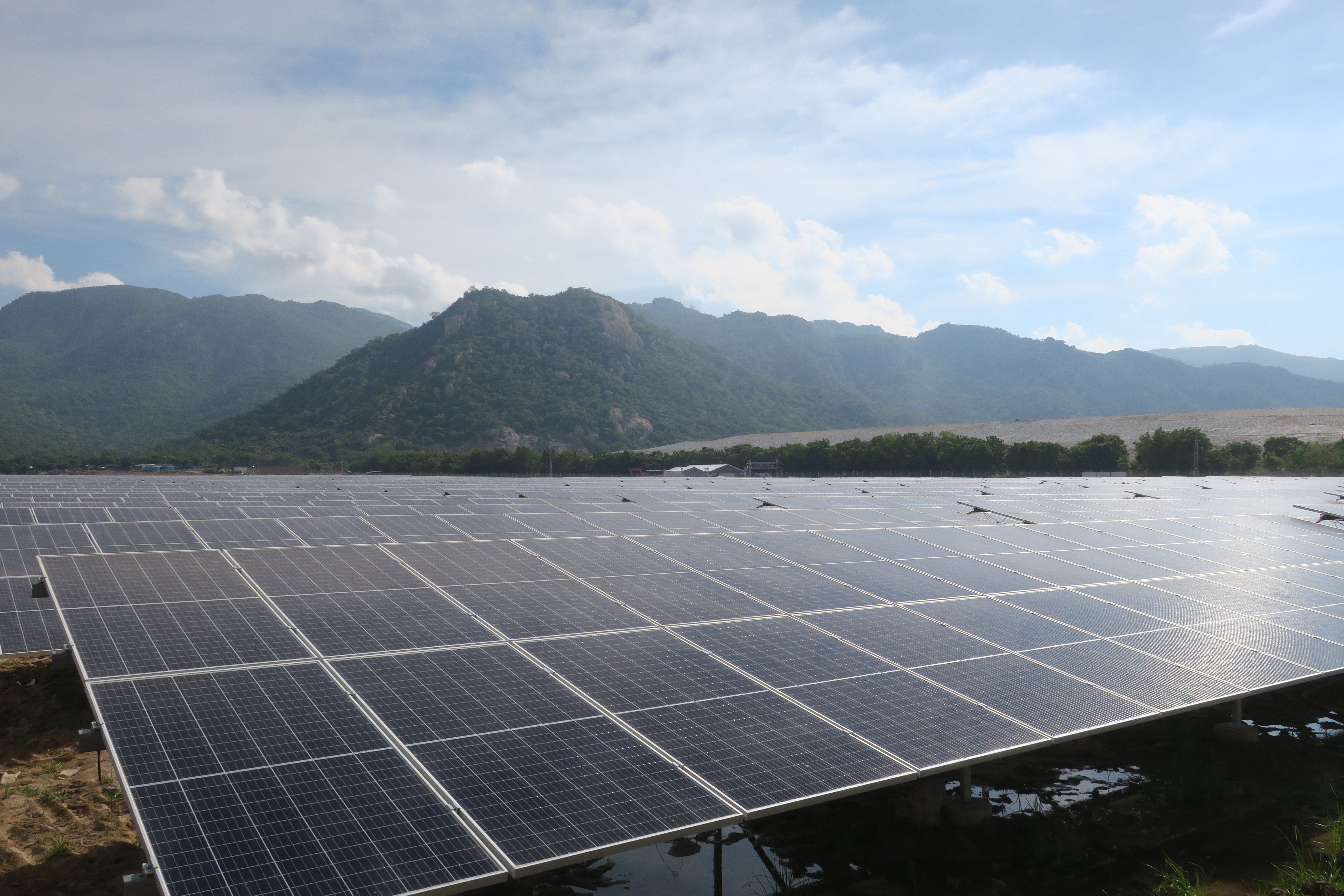 Solar power prices may be calculated by province, city