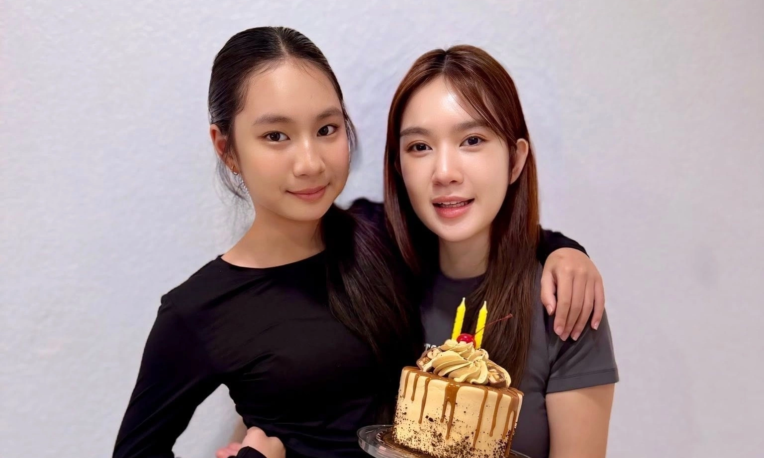Ly Hai's 13-year-old daughter's style