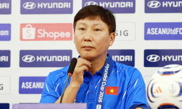Coach Kim Sang-sik holds press conference before ASEAN Cup 2026 final second leg
