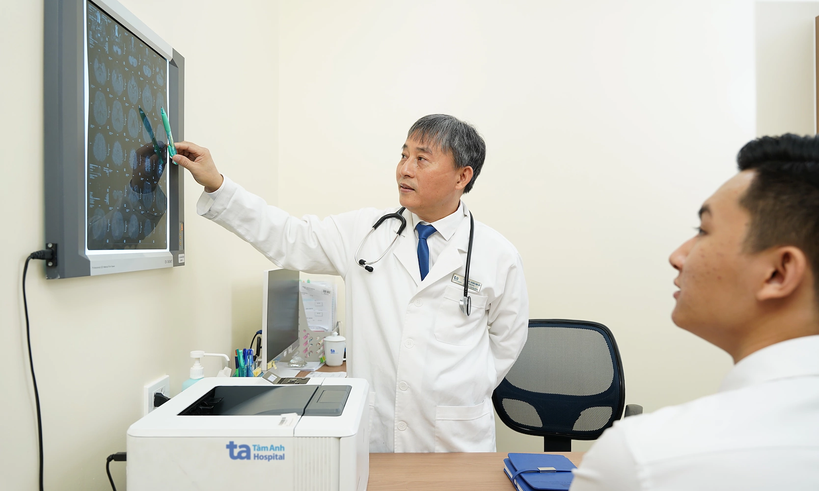 What happens to the brain when thyroid hormone is imbalanced?